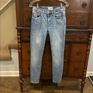 FRAME Jeans Le Skinny de Jeanne Crop Light Wash with Stretch 26